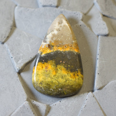 Bumblebee Jasper - Cabochon