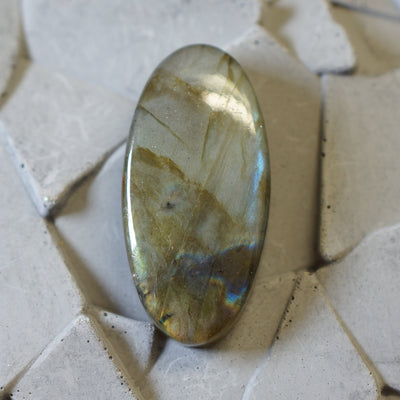 Labradorite - Cabochon