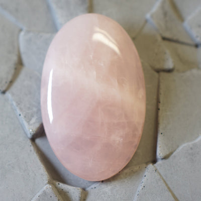 Rose Quartz - Cabochon