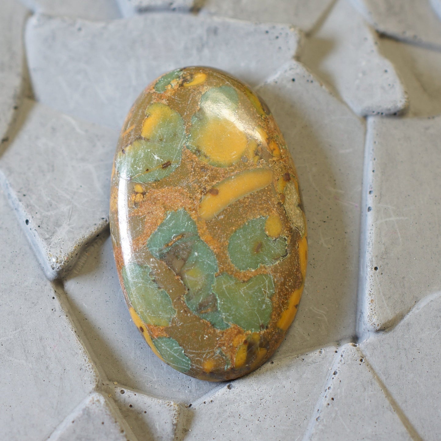 Pudding Stone - Cabochon