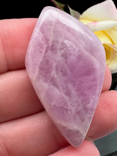 Kunzite (Spodumene) Cabochon