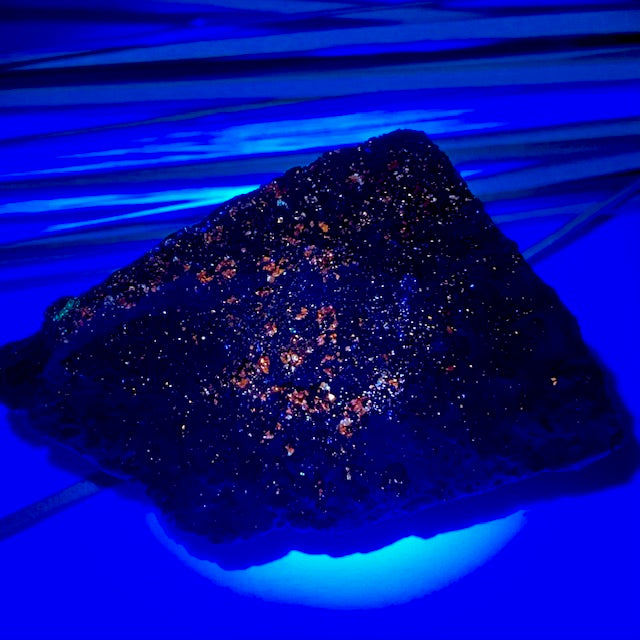 Sphalerite from: Millford, Utah - Mineral Specimen *Fluorescent*